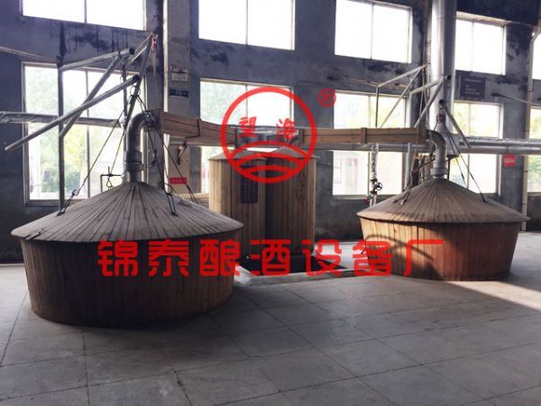 泰安市岱岳區(qū)錦泰釀酒設(shè)備廠為您淺析如何挑選白酒釀酒設(shè)備