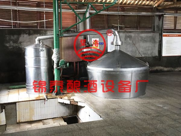 泰安市岱岳區(qū)錦泰釀酒設(shè)備廠為您介紹釀酒設(shè)備選購時需注意什么問題